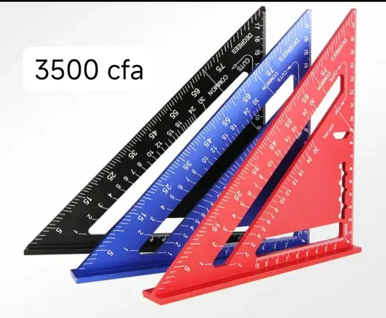 Équerres de charpentier triangulaires en aluminium