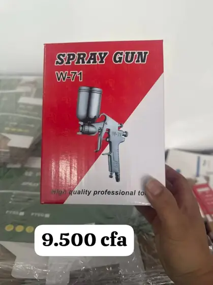 Pistolet à peinture W-71 en boîte